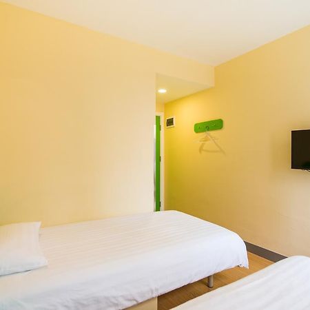 Hi Inn Shenyang Fengtian Street Exterior foto